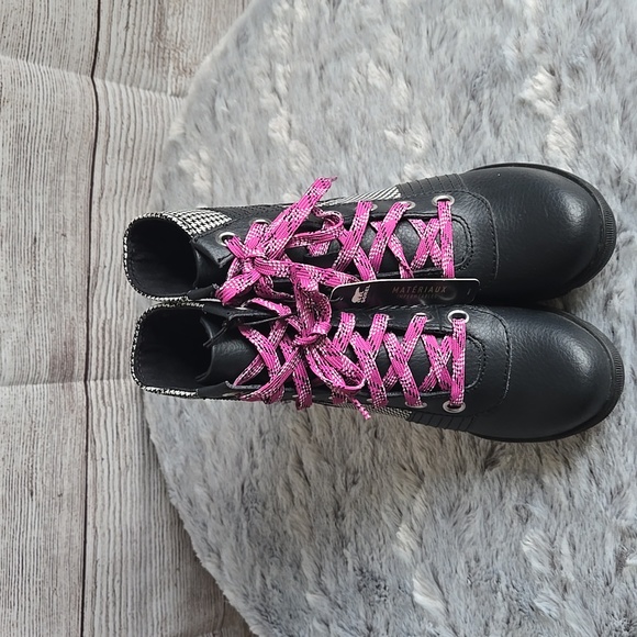 Sorel Lexie Wedgie Black/White Waterproof Winter Boots, Little Girls Size 1, NWT - Picture 7 of 11